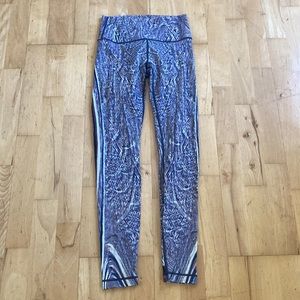 Unique Lulu lemon leggings